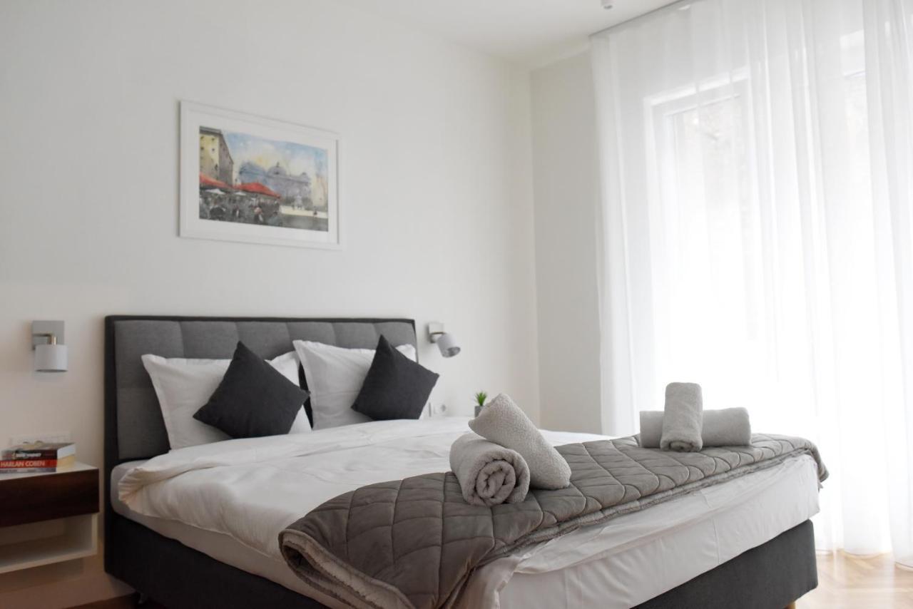 Apartments Belvedere Белград Экстерьер фото
